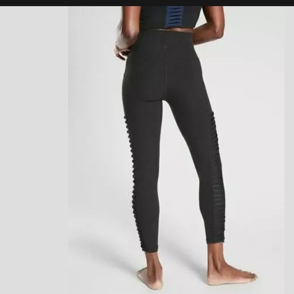 ATHLETA Salutation Stash Pocket II Twist 7/8 NWT - Picture 3 of 4